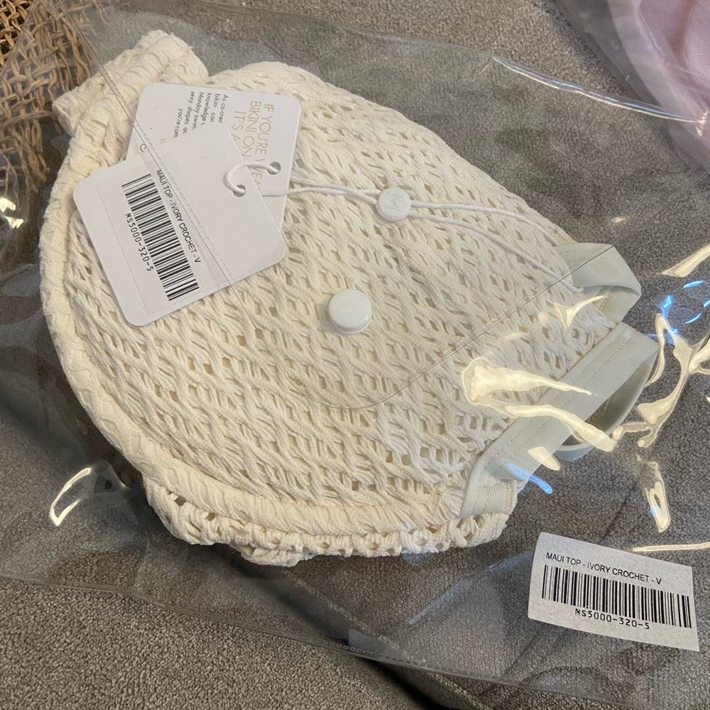 Brand new Monday swimwear Maui top